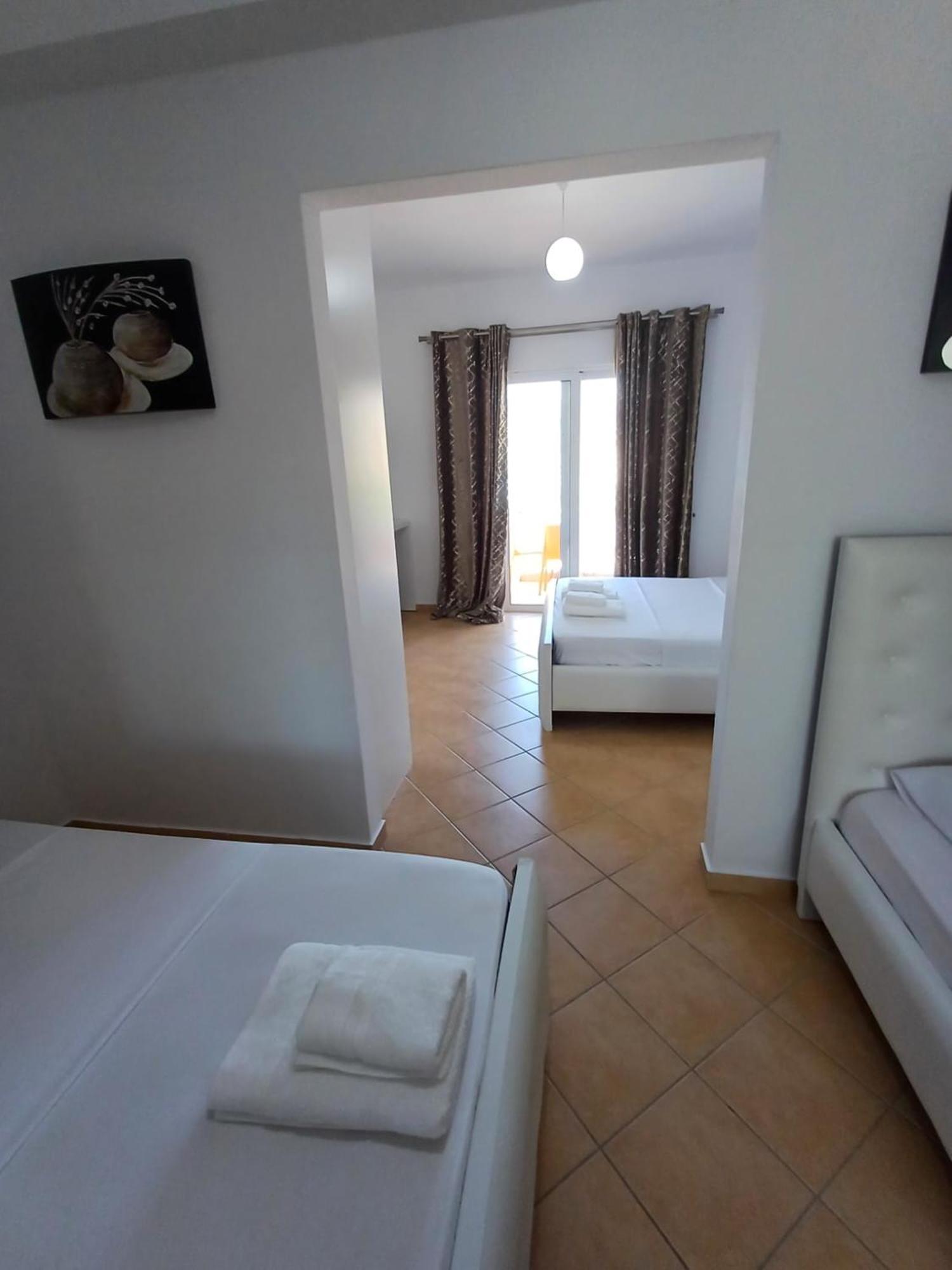 Hotel Sherifi Saranda Kültér fotó