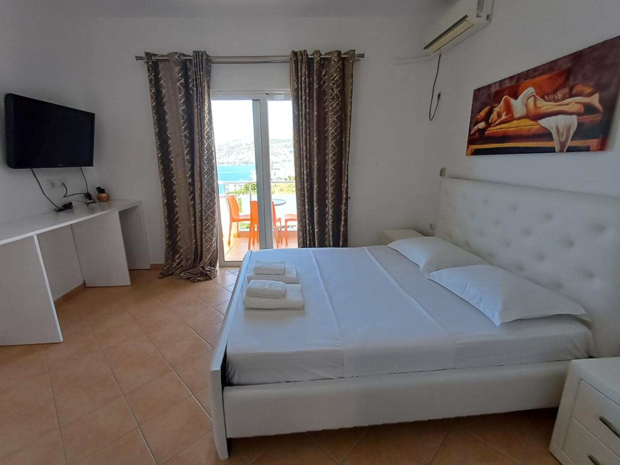 Hotel Sherifi Saranda Kültér fotó