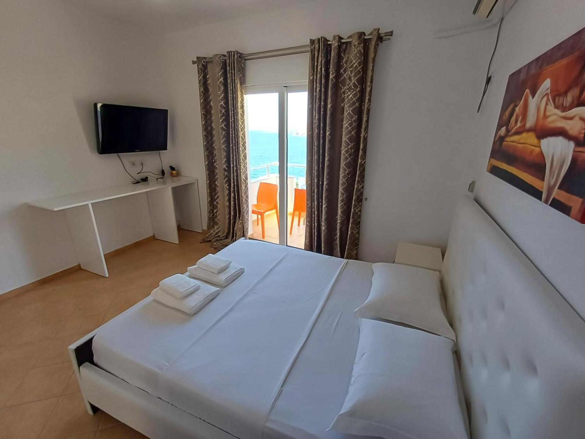 Hotel Sherifi Saranda Kültér fotó