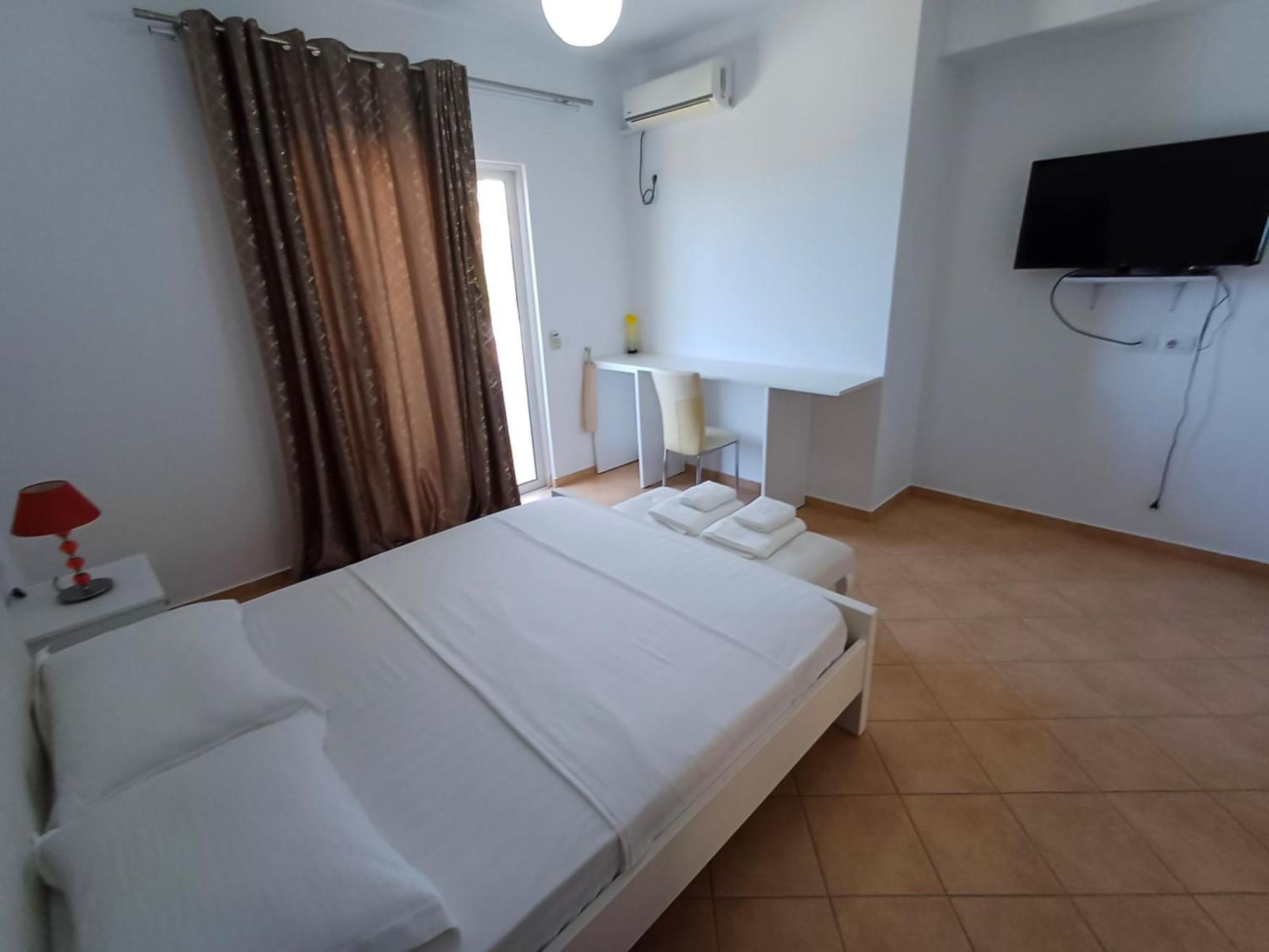 Hotel Sherifi Saranda Kültér fotó