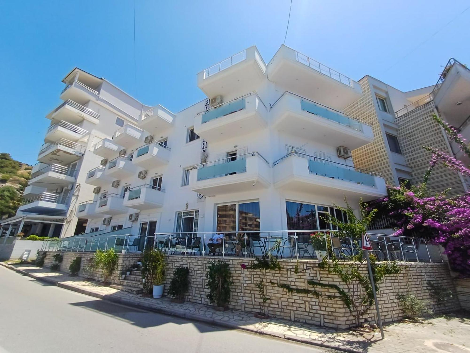 Hotel Sherifi Saranda Kültér fotó