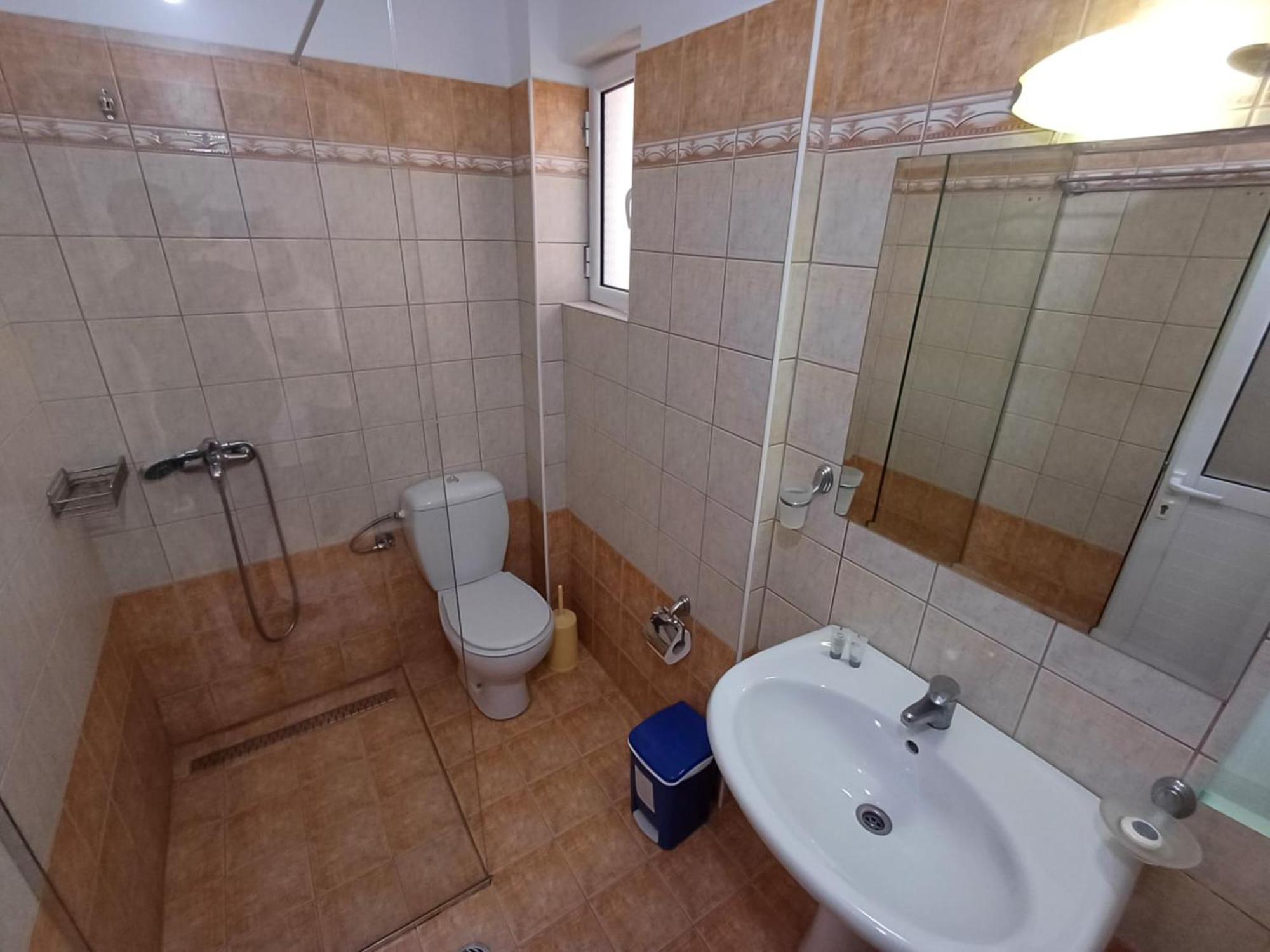 Hotel Sherifi Saranda Kültér fotó