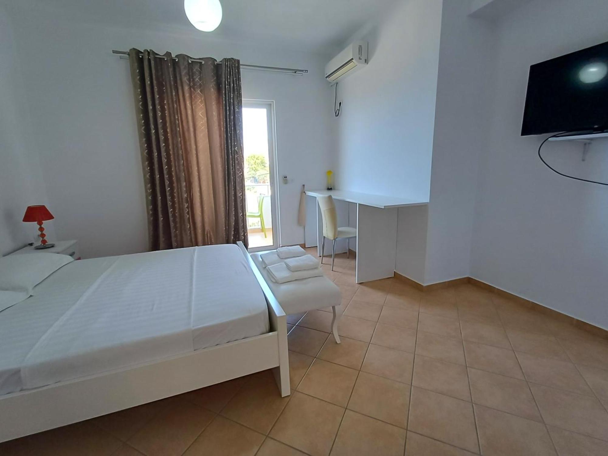 Hotel Sherifi Saranda Kültér fotó