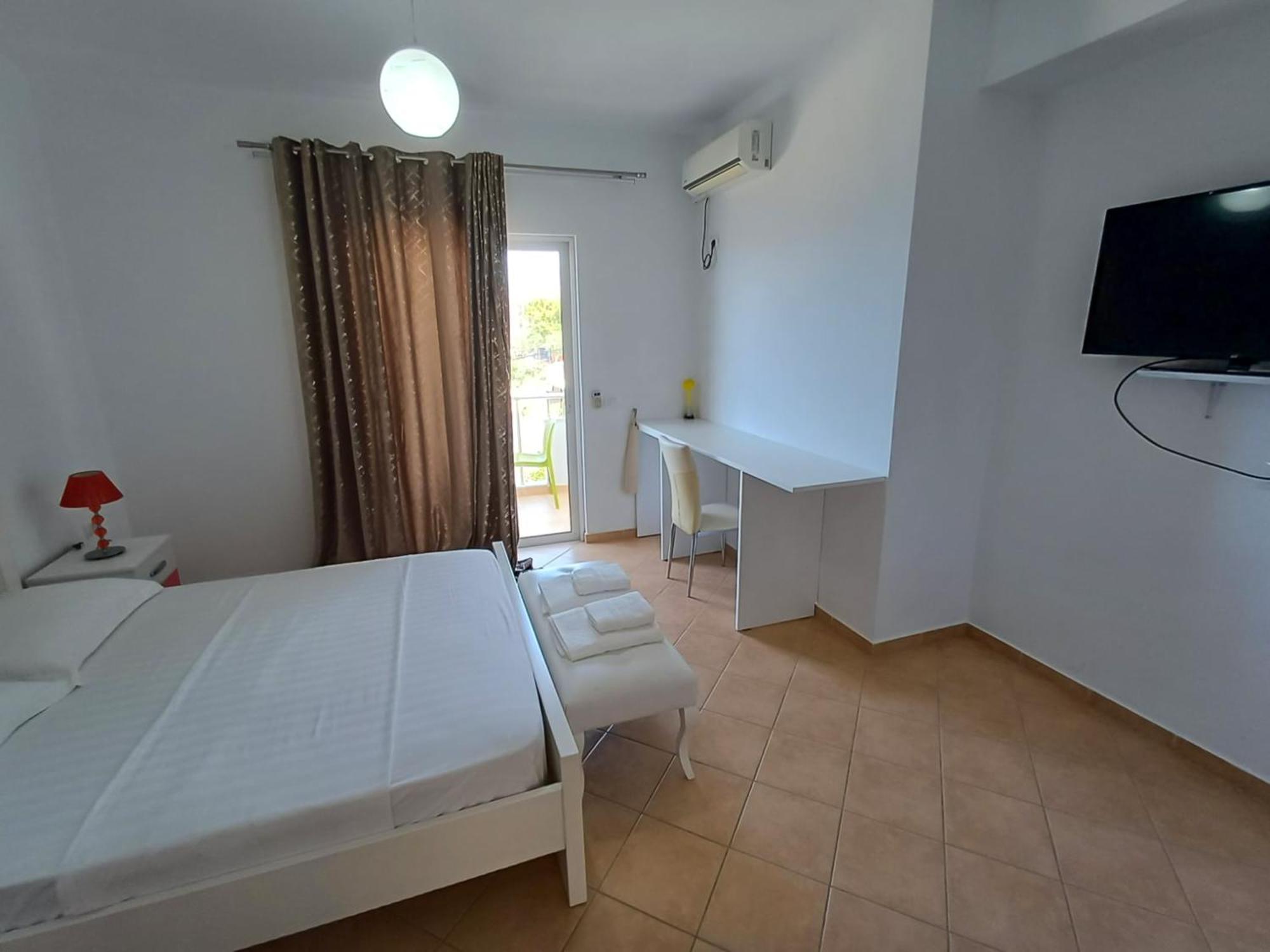 Hotel Sherifi Saranda Kültér fotó