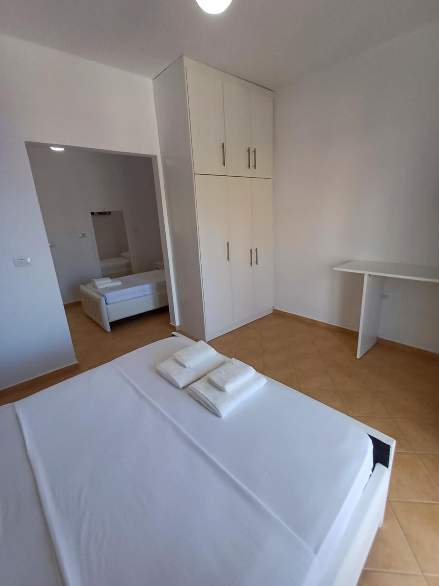 Hotel Sherifi Saranda Kültér fotó